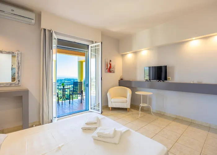 Ionian Balcony 3* Chavdata