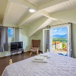 Ξενοδοχείο με διαμερίσματα Ionian Balcony 3*