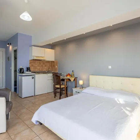 Ionian Balcony 3* Chavdata