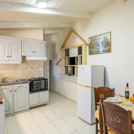 Hotel apartamentowy Ionian Balcony 3*