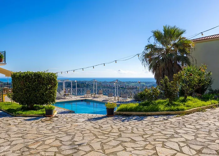 Ionian Balcony Apartmanhotel 3*