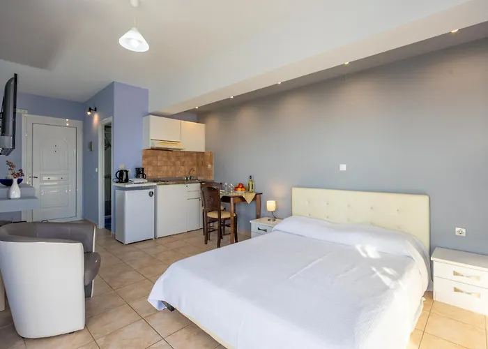 Ionian Balcony 3* Chavdata