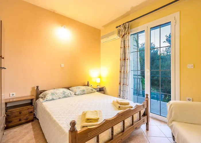 Ionian Balcony Apart Otel Chavdata
