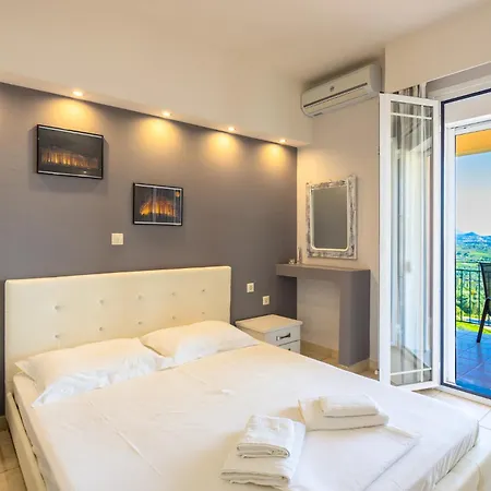 Ionian Balcony Апарт-отель